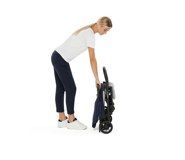 Детская прогулочная коляска Inglesina Quid 2021 с накидкой для ног фото 8