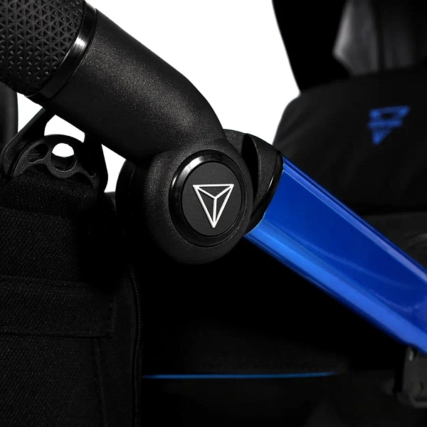 Детская коляска Junama Diamond Individual V2 3 в 1 на цветной раме фото 5