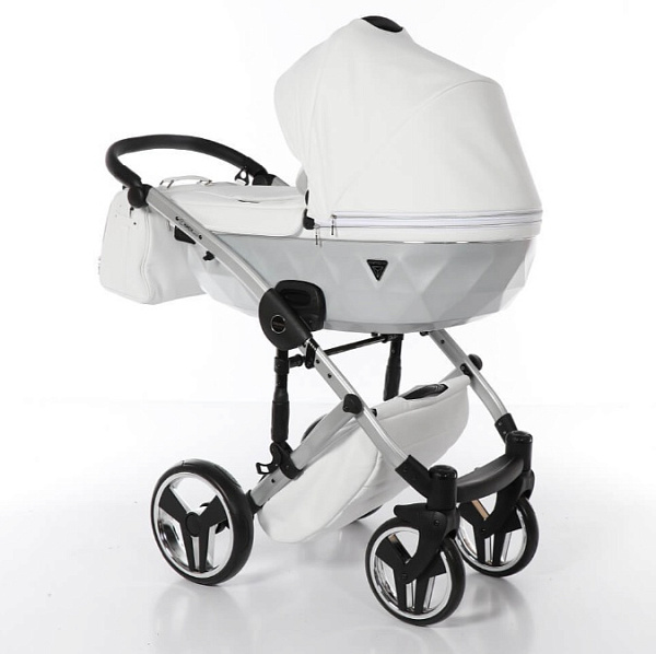 Детская коляска Junama Diamond Mirror Satin V2 3 в 1 на серебряной раме фото 2