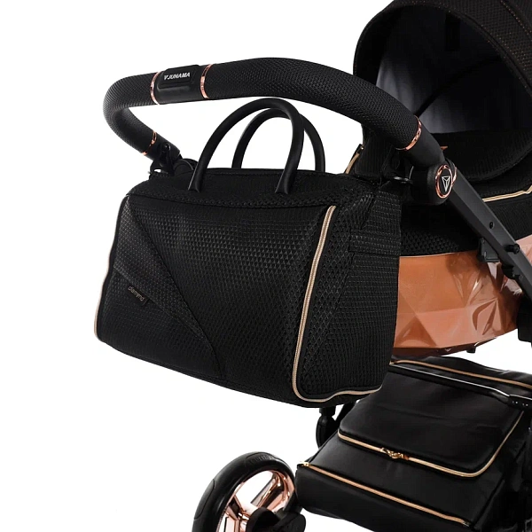 Детская коляска Junama Diamond Mirror Satin V2 3 в 1 на черной раме фото 7